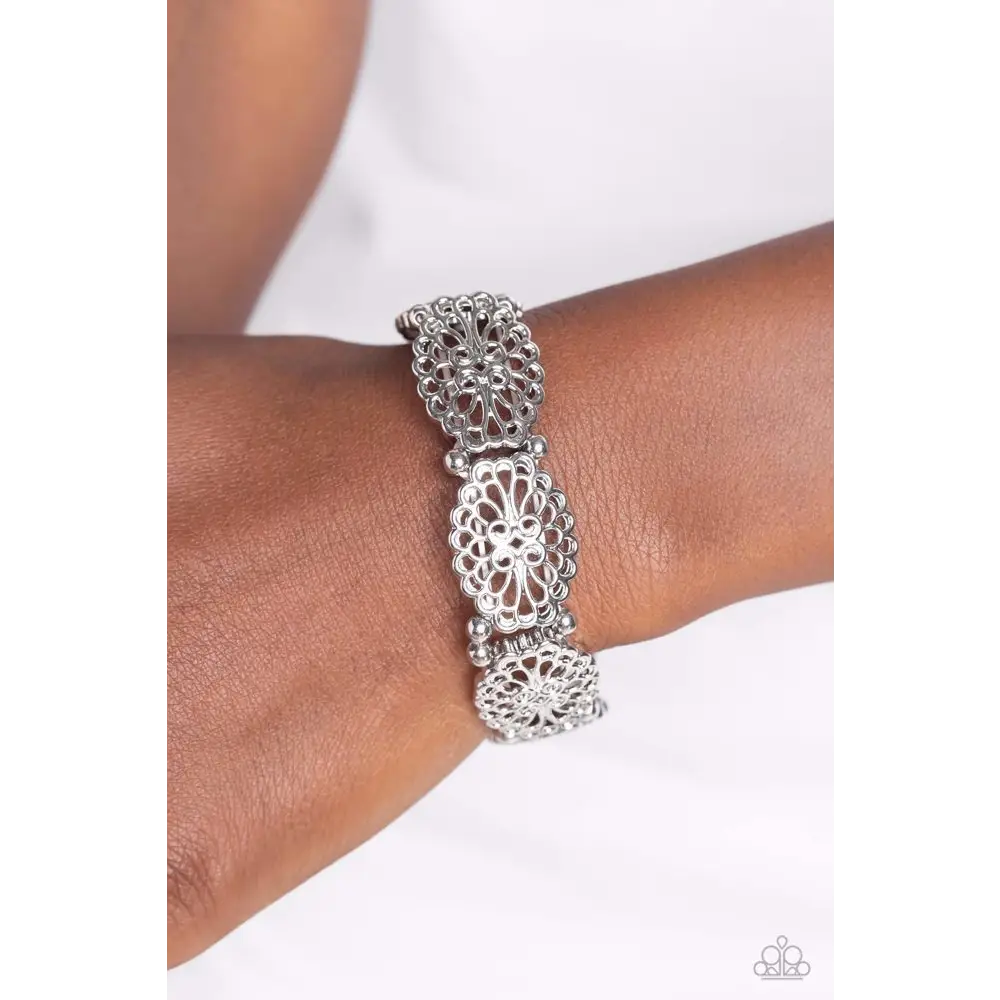 Curly Chic - Silver Bracelet - Bracelets