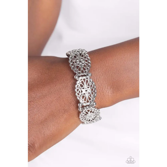 Curly Chic - Silver Bracelet - Bracelets