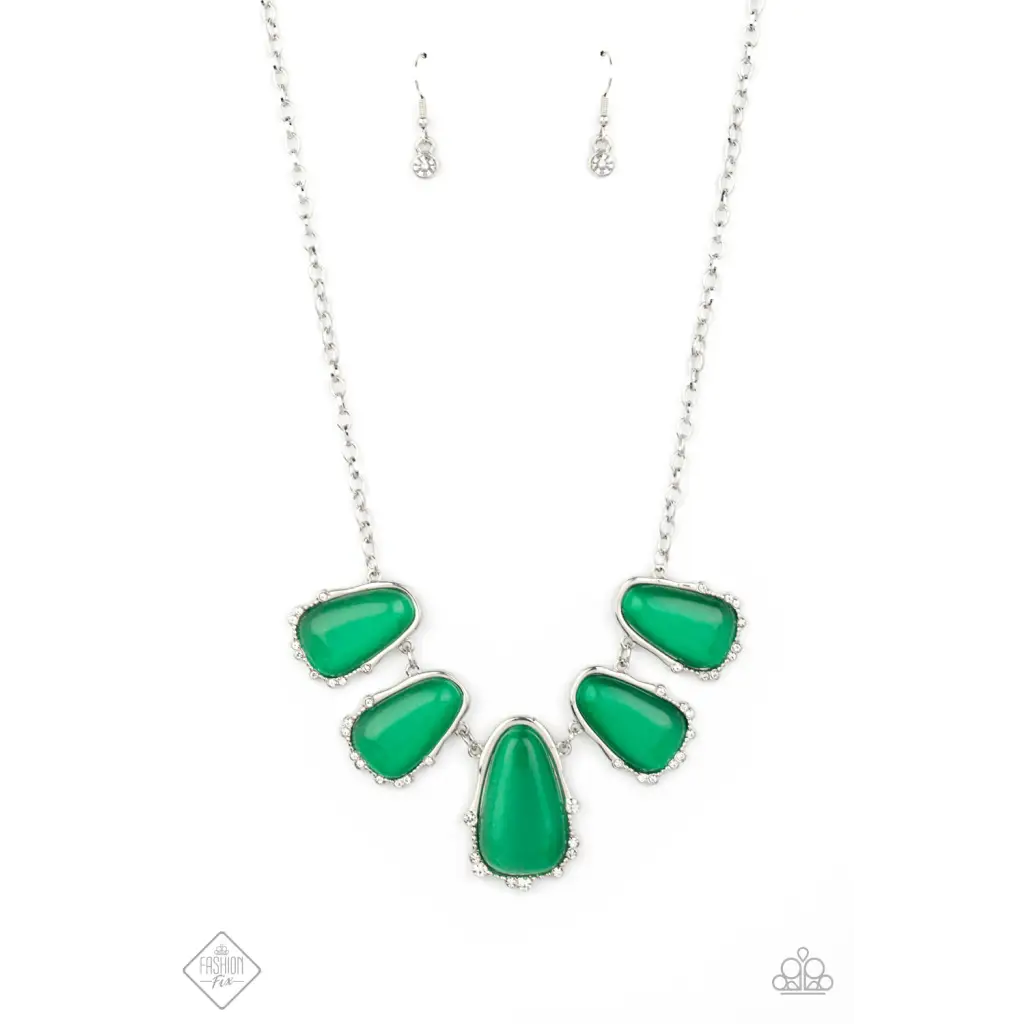 Newport Princess - Green Necklace - Necklaces